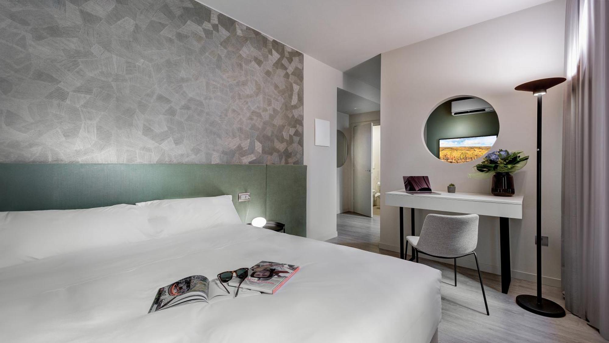 Bed and Breakfast Be Duomo - Self Check-In Voghera Exterior foto