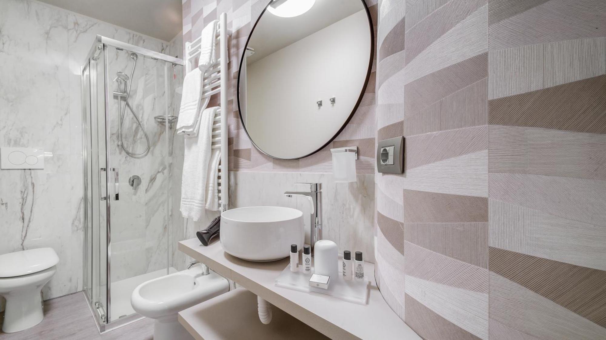 Bed and Breakfast Be Duomo - Self Check-In Voghera Exterior foto