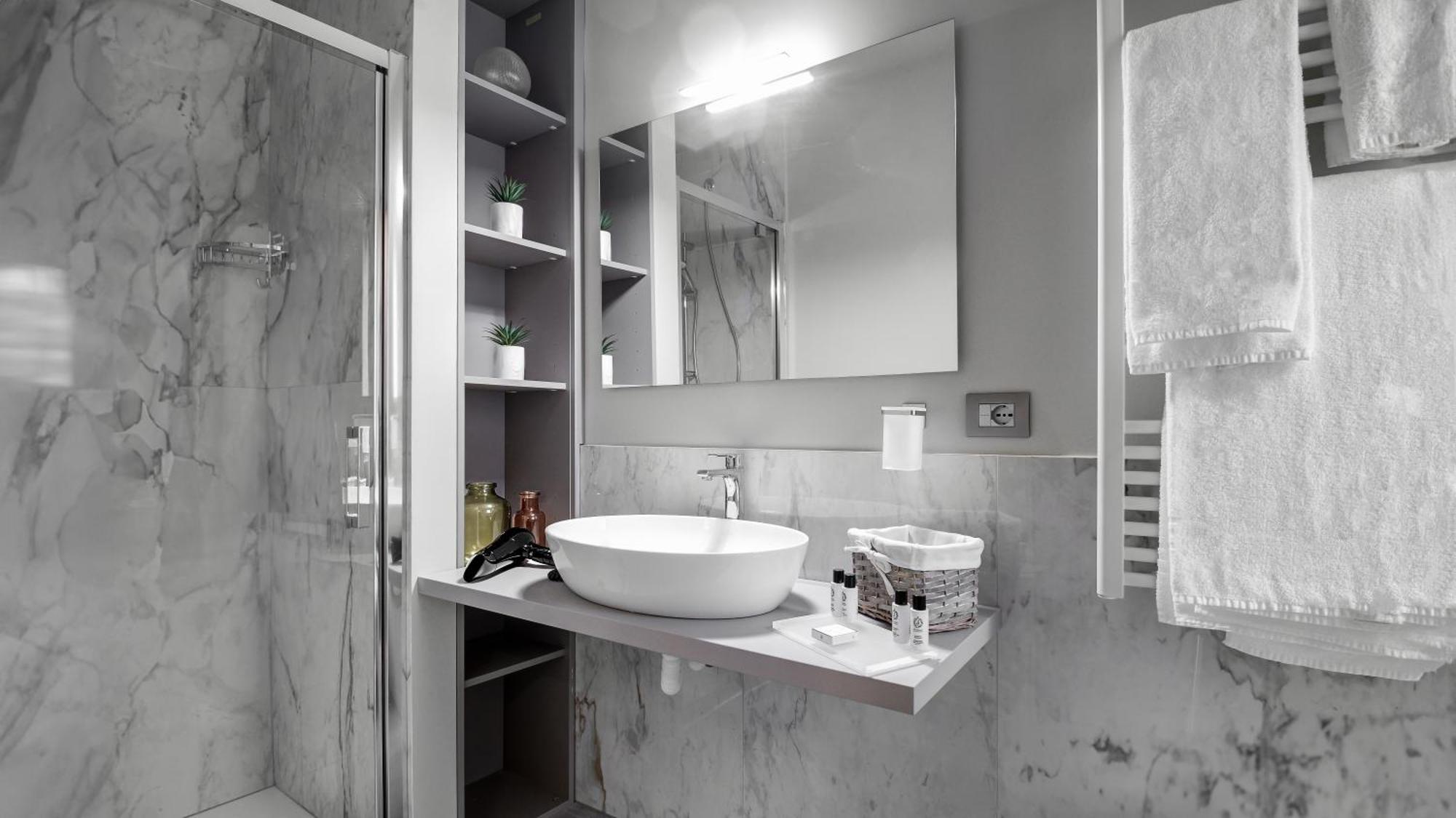 Bed and Breakfast Be Duomo - Self Check-In Voghera Exterior foto